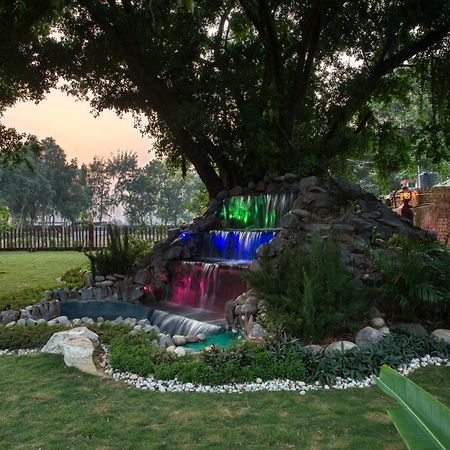 Sunahari Bagh - Pool Farm Retreat @ גורגאון מראה חיצוני תמונה