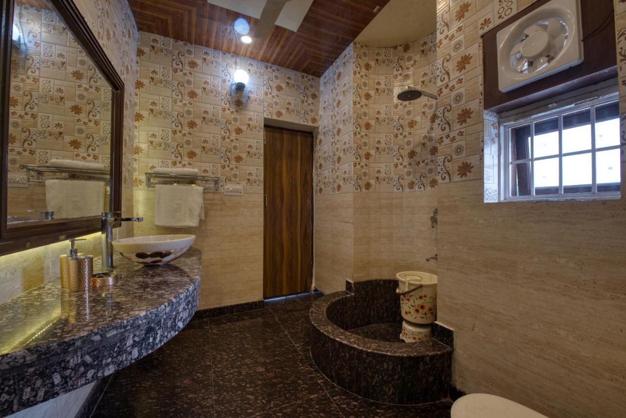 Sunahari Bagh - Pool Farm Retreat @ גורגאון מראה חיצוני תמונה